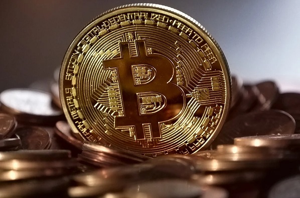 Guadagnare Bitcoin in modo gratuito: si può ed è legale