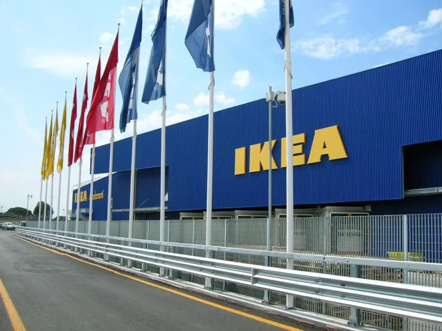 Manifestazione dei lavoratori Ikea di Roncadelle