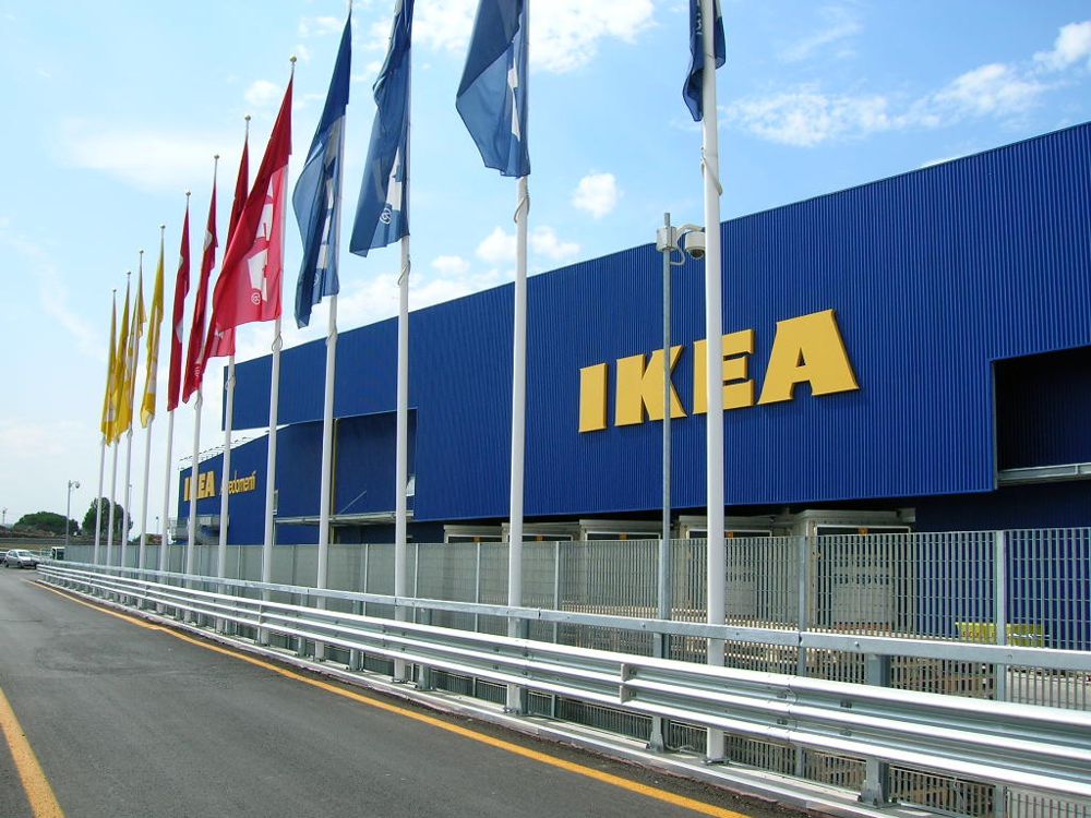 Manifestazione dei lavoratori Ikea di Roncadelle